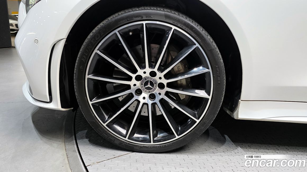 Mercedes-Benz CLS-Class 2019