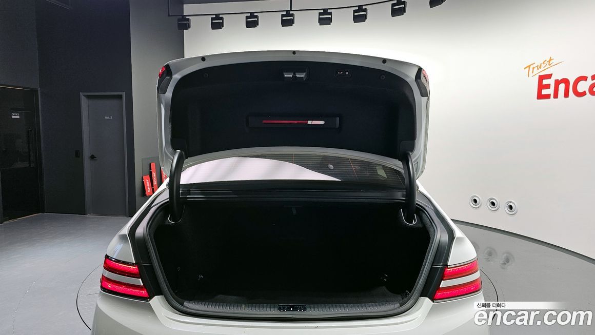 Genesis G90 2019