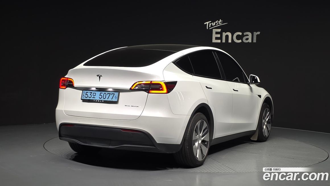 Tesla Model Y 2022