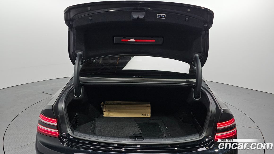 Genesis G80 2023