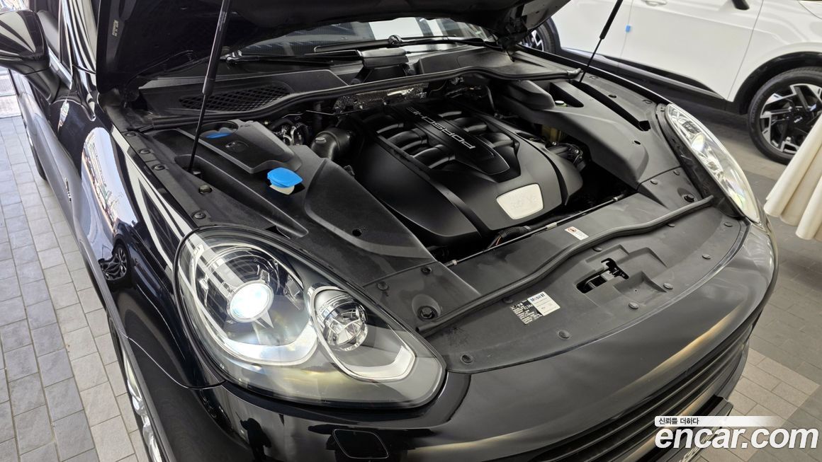 Porsche Cayenne 2016