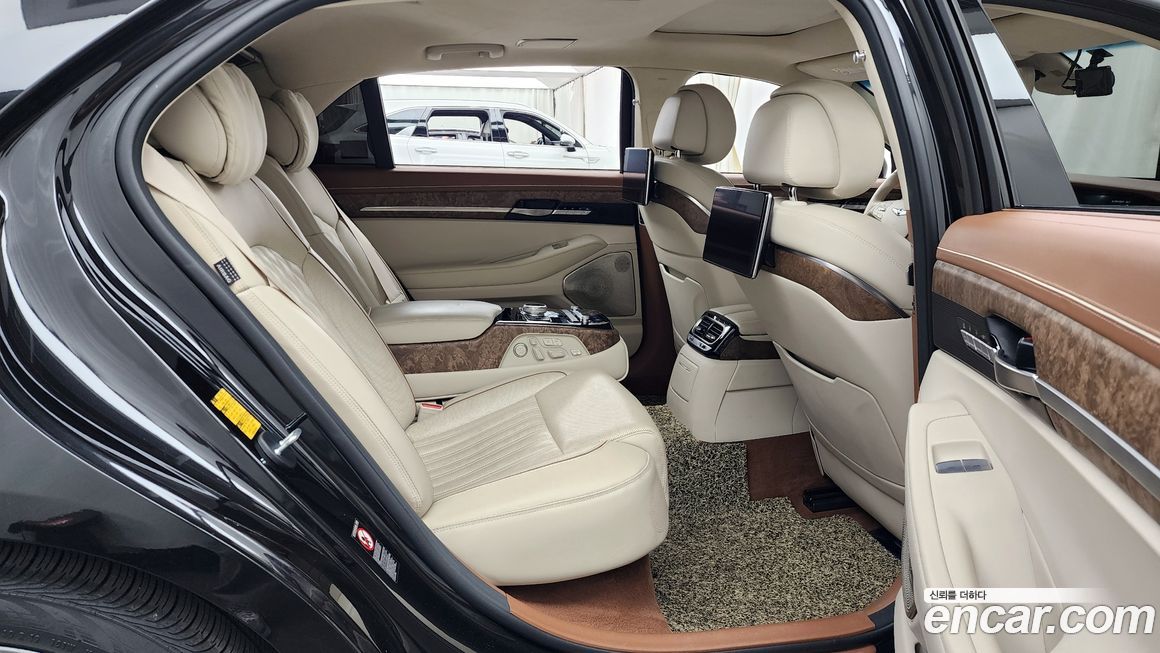 Genesis G90 2019