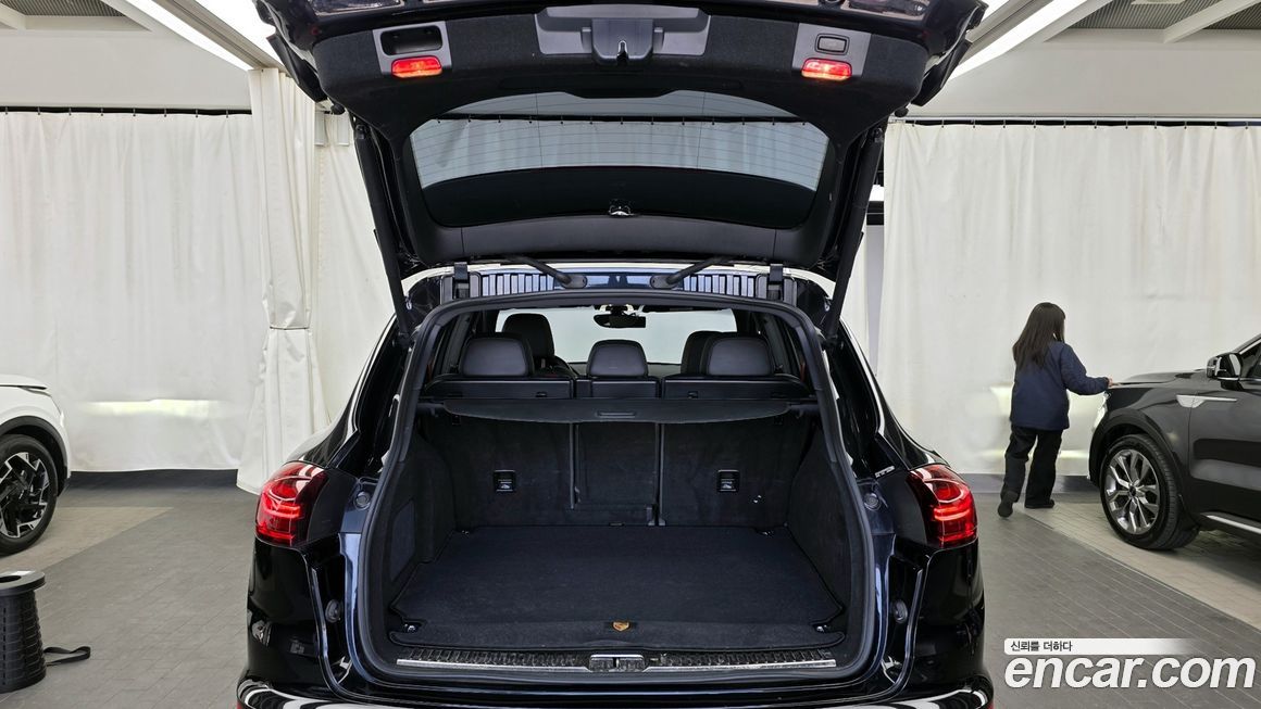 Porsche Cayenne 2016