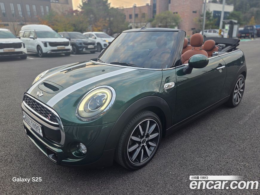 Mini Cooper Convertible 2018