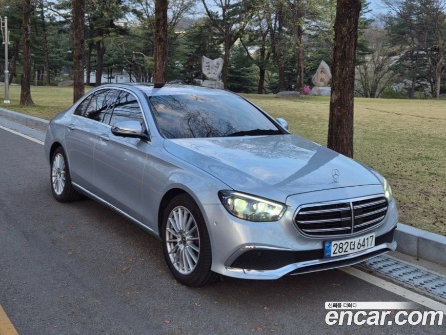 Mercedes-Benz E-Class 2022