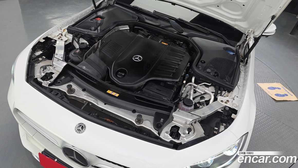 Mercedes-Benz CLS-Class 2021