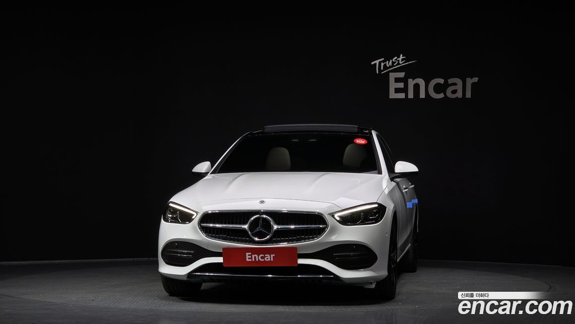 Mercedes-Benz C-Class 2023