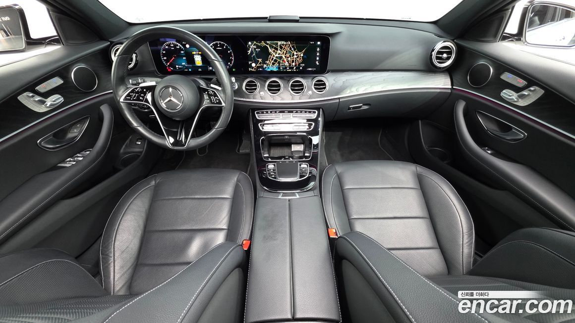Mercedes-Benz E-Class 2023