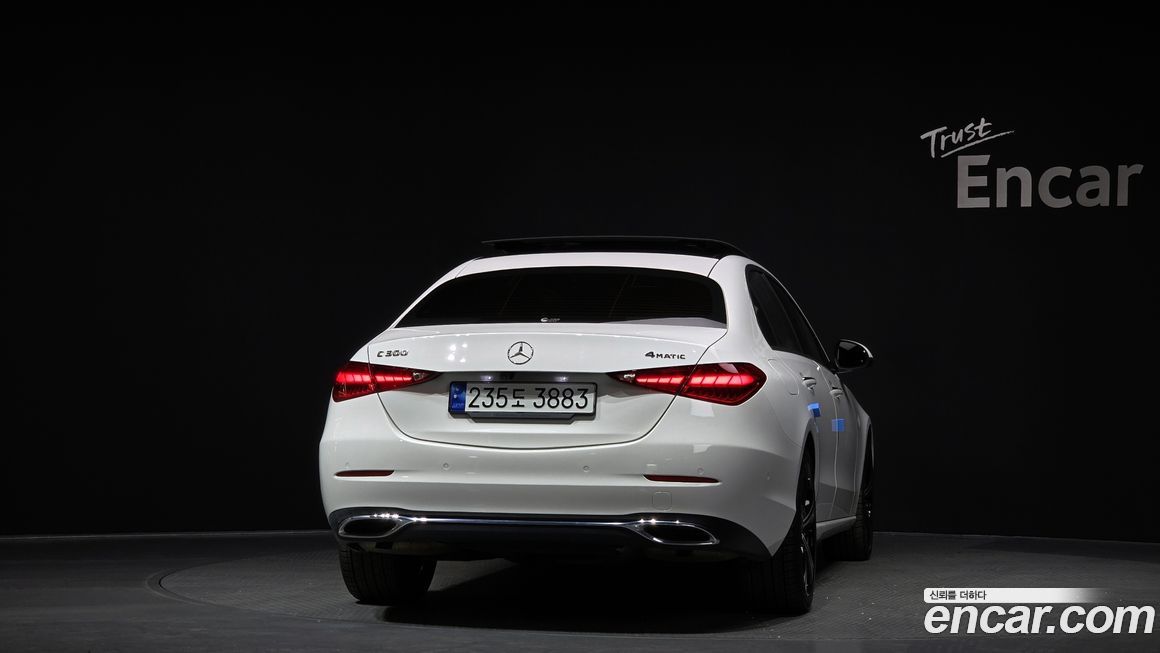 Mercedes-Benz C-Class 2023