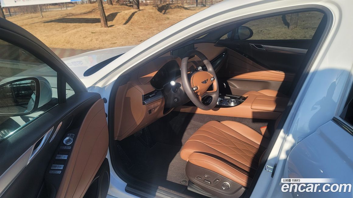 Genesis G80 2023