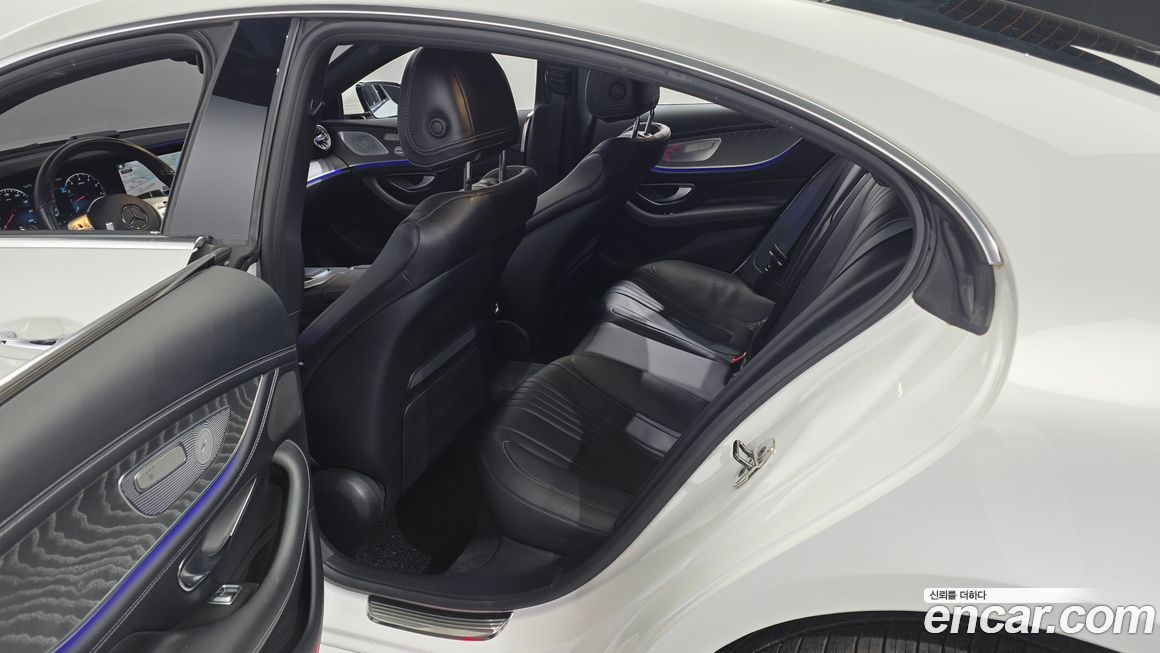 Mercedes-Benz CLS-Class 2021