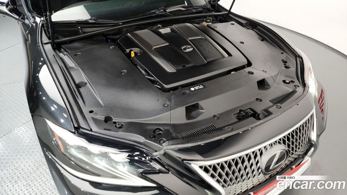 Lexus LS 2018