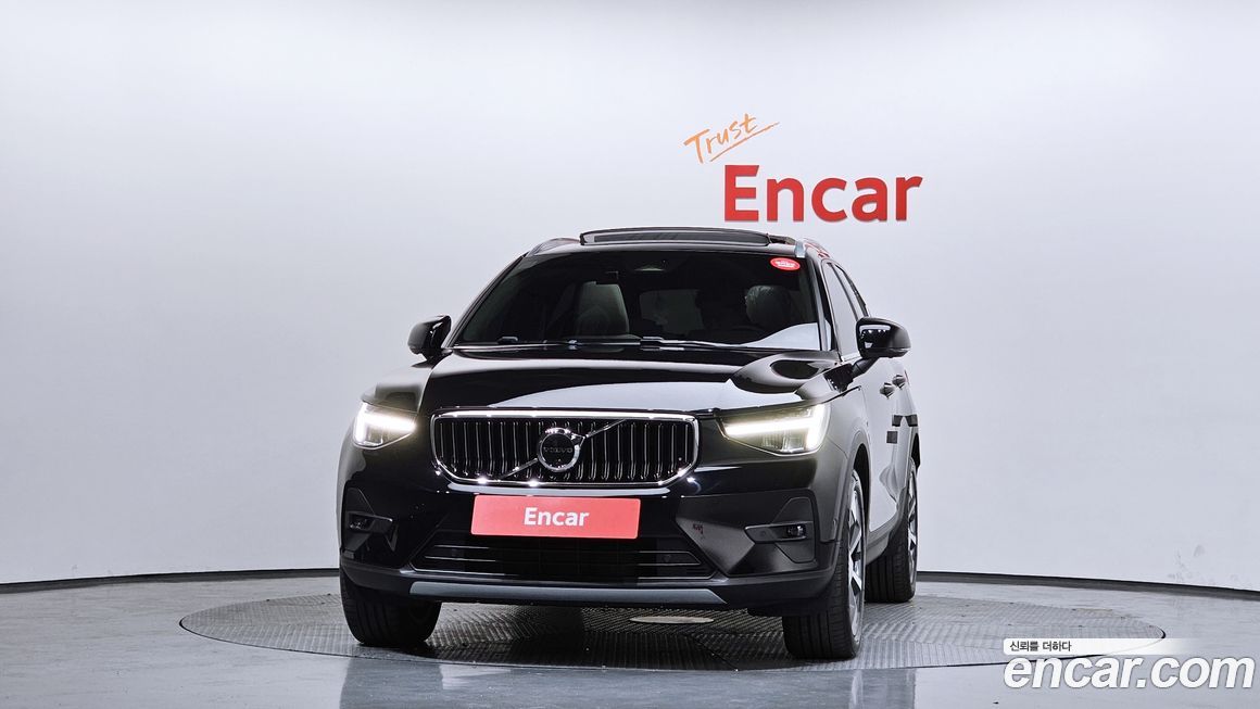 Volvo XC40 2023