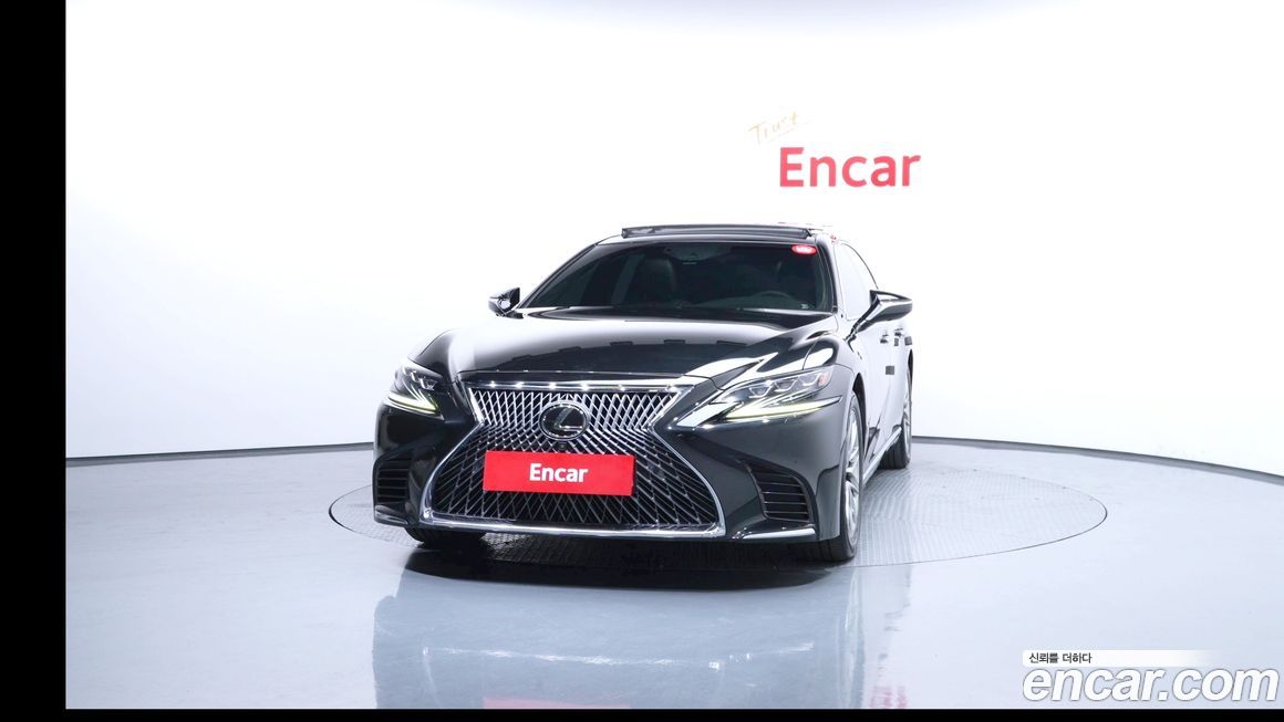 Lexus LS 2018