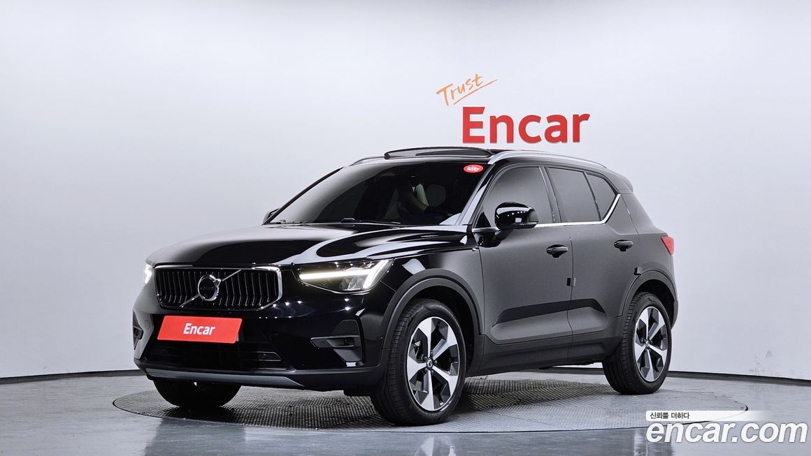 Volvo XC40 2023