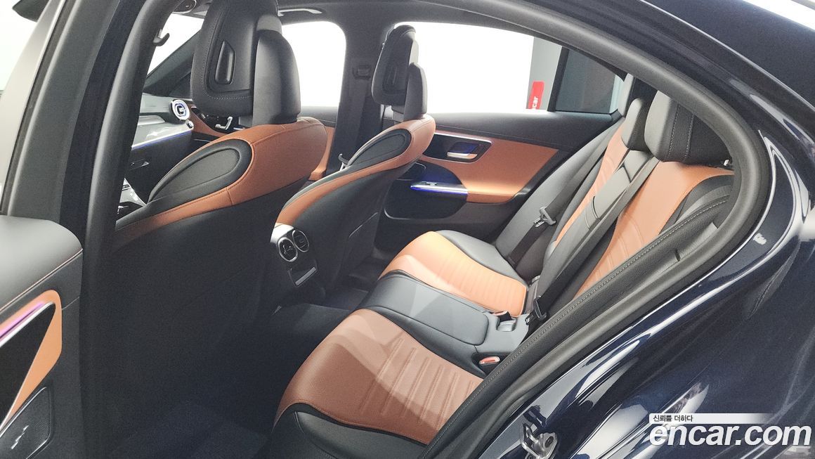 Mercedes-Benz C-Class 2022