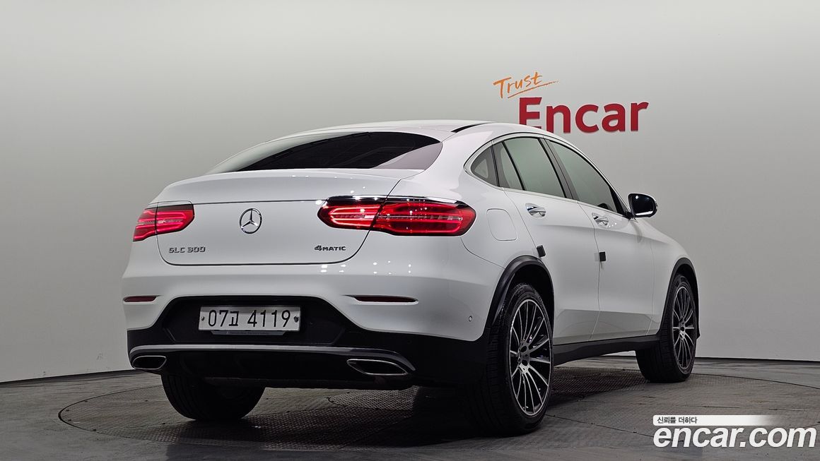 Mercedes-Benz GLC-Class 2019