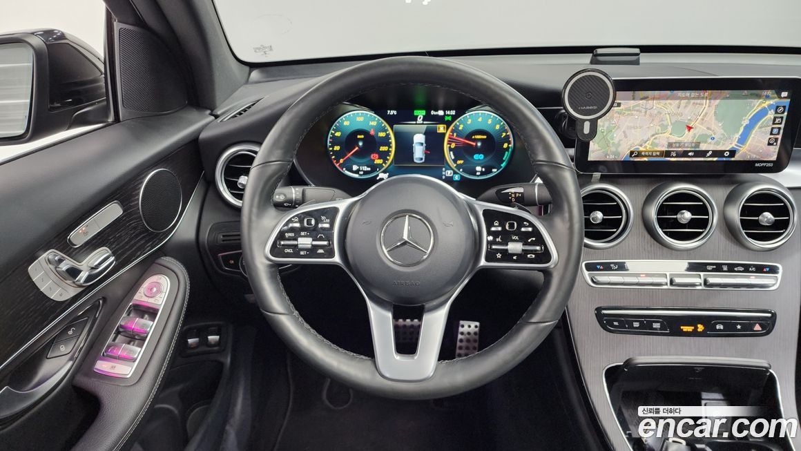 Mercedes-Benz GLC-Class 2021