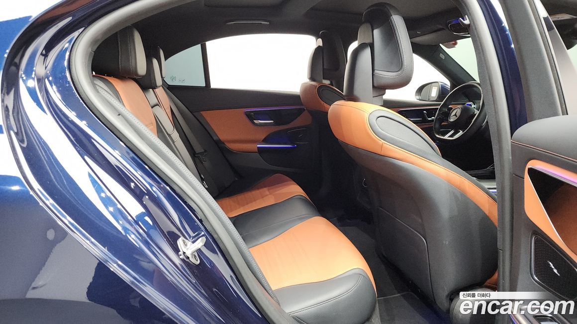 Mercedes-Benz C-Class 2022