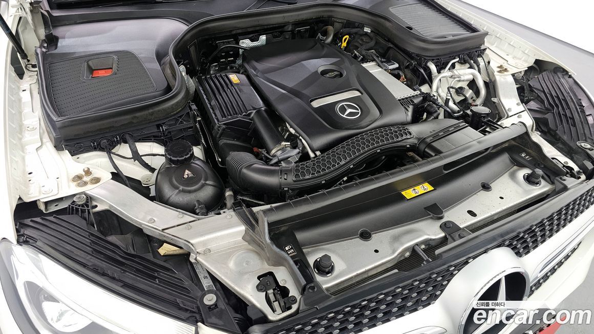 Mercedes-Benz GLC-Class 2019