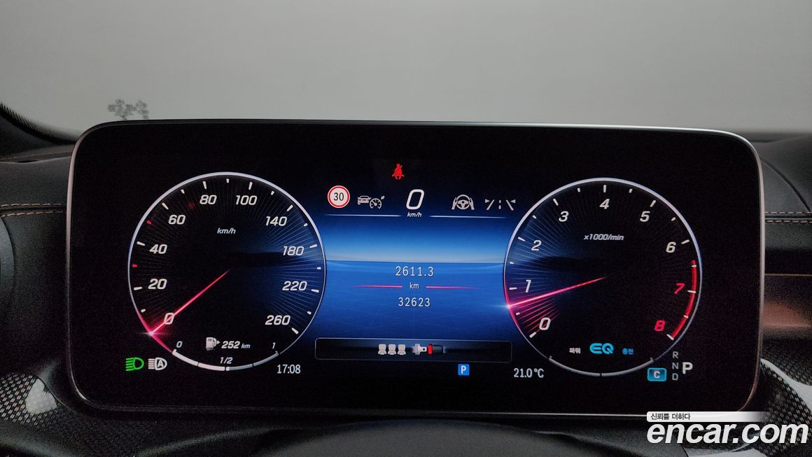 Mercedes-Benz C-Class 2022