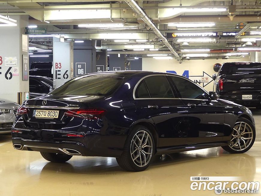 Mercedes-Benz E-Class 2021