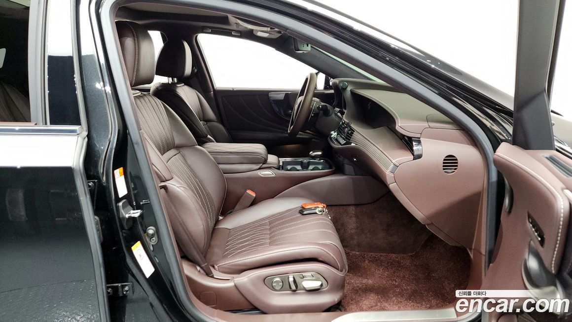 Lexus LS 2018