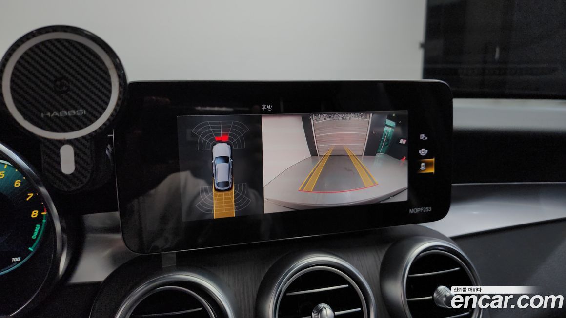 Mercedes-Benz GLC-Class 2021