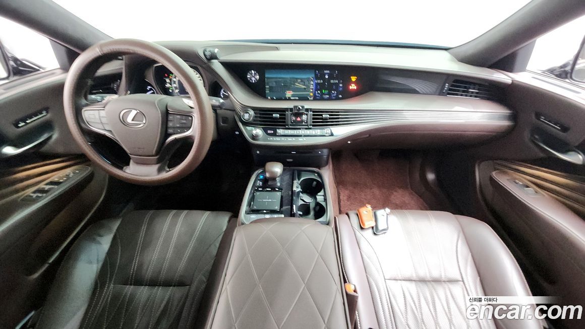 Lexus LS 2018