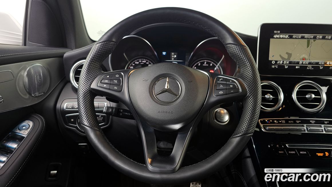 Mercedes-Benz GLC-Class 2019