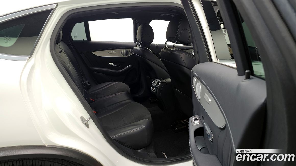 Mercedes-Benz GLC-Class 2019