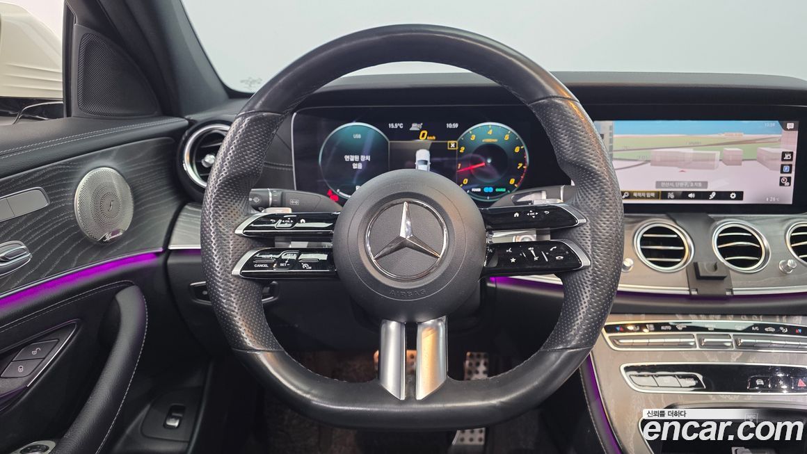 Mercedes-Benz E-Class 2021