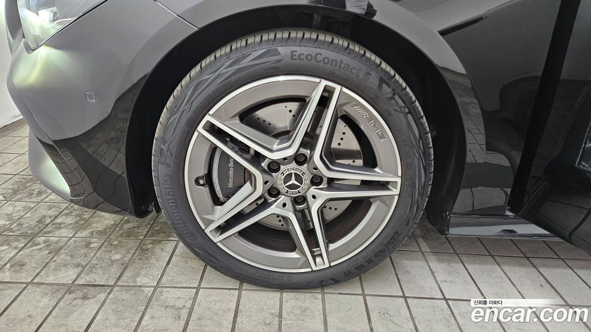 Mercedes-Benz CLA-Class 2025