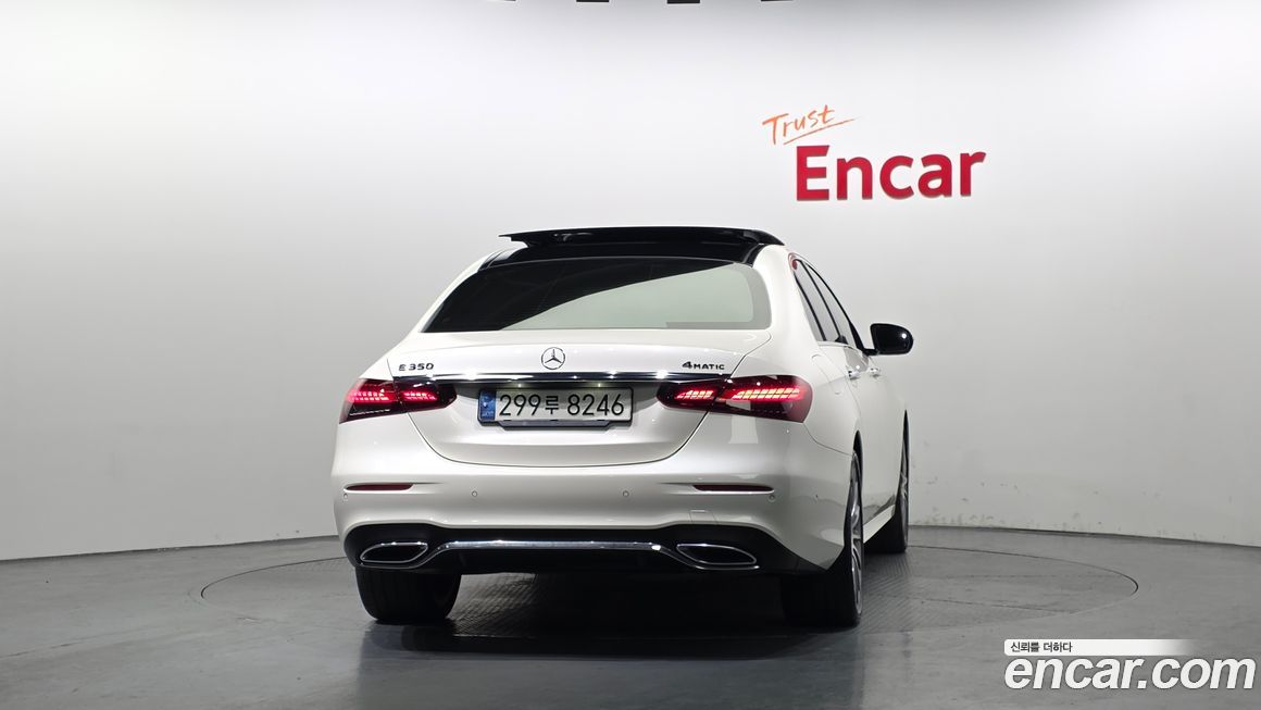 Mercedes-Benz E-Class 2021