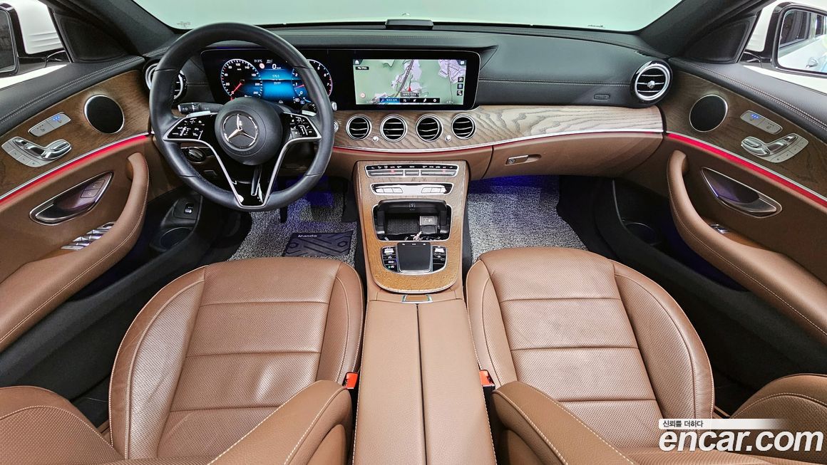 Mercedes-Benz E-Class 2021