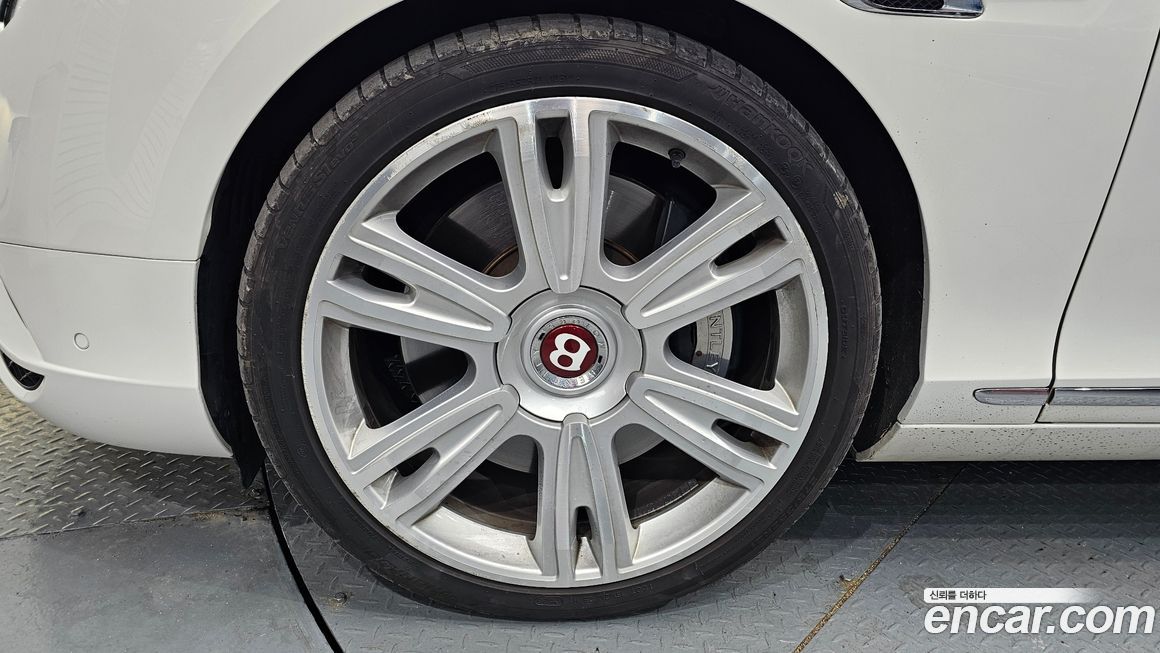 Bentley Continental 2016