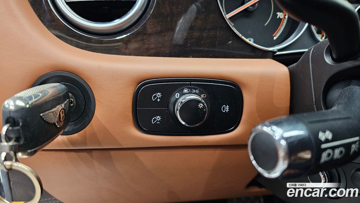 Bentley Continental 2016