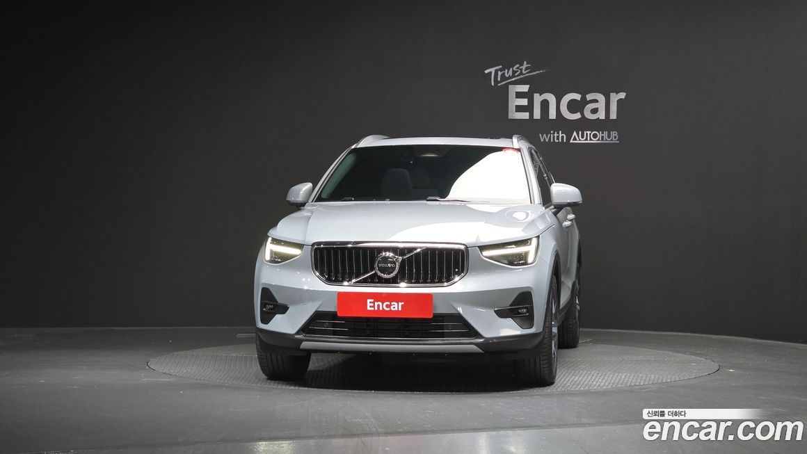 Volvo XC40 2024