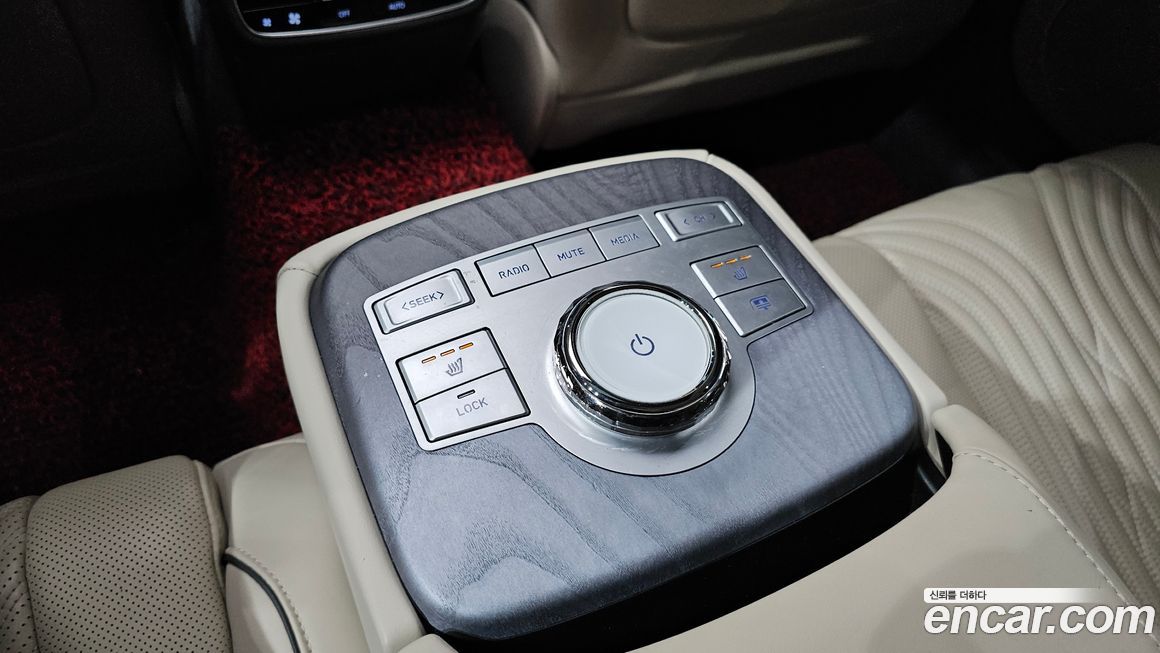 Genesis G80 2023