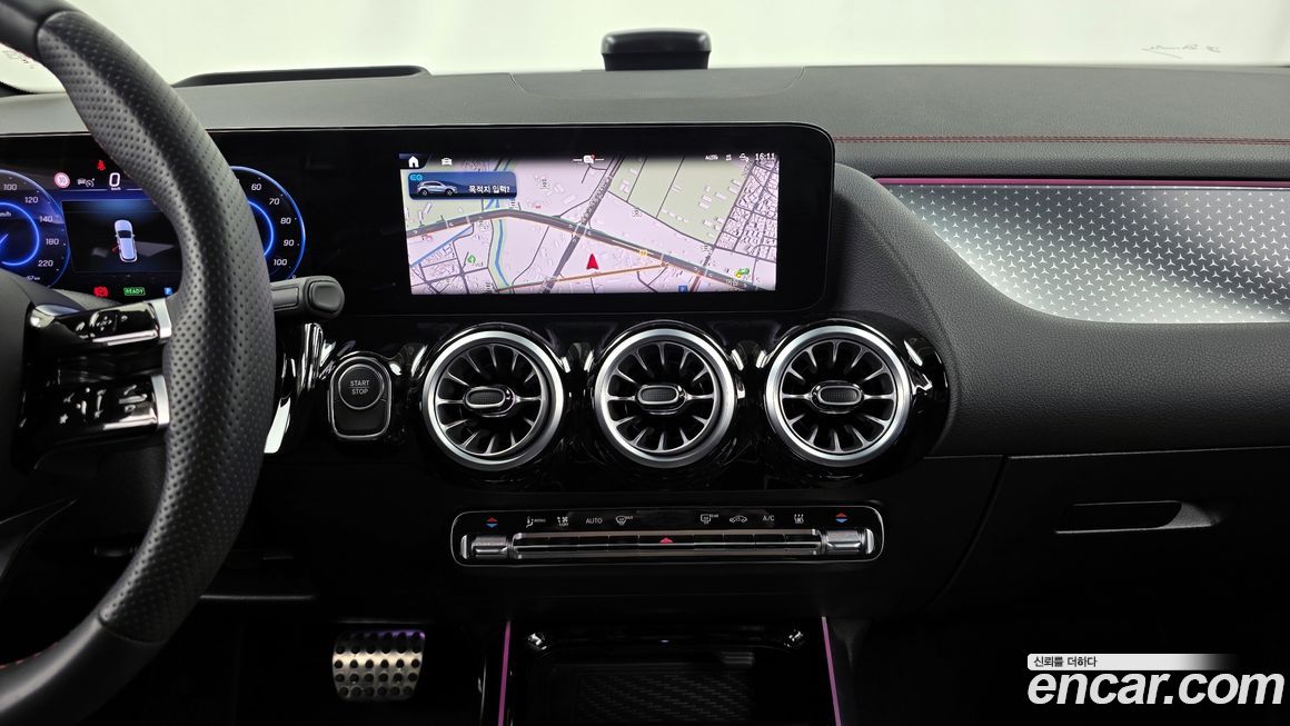 Mercedes-Benz EQA 2025