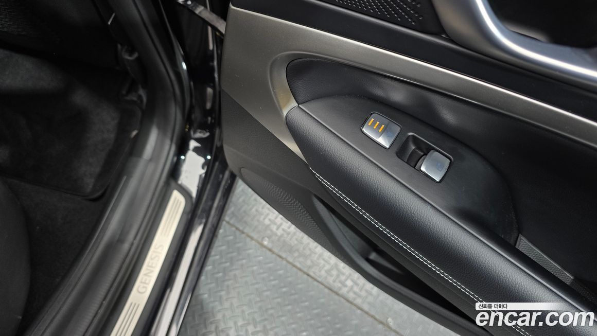 Genesis G70 2024