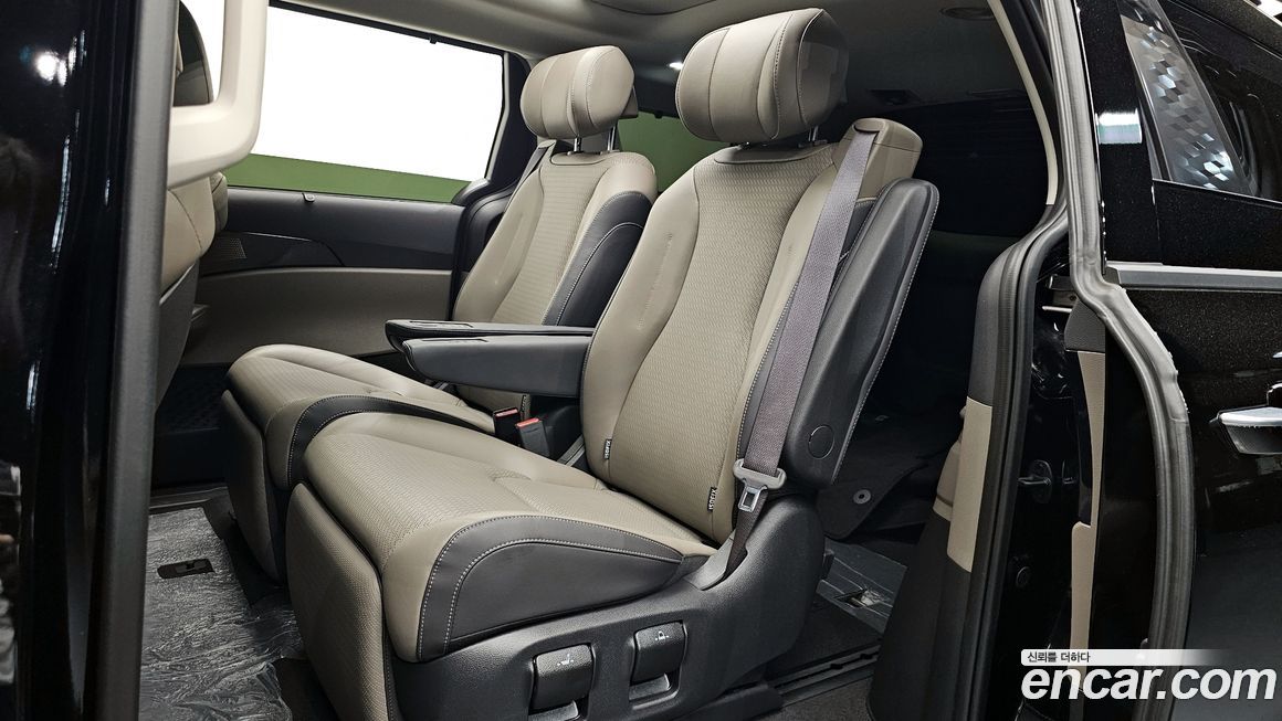 Kia Canival 2024