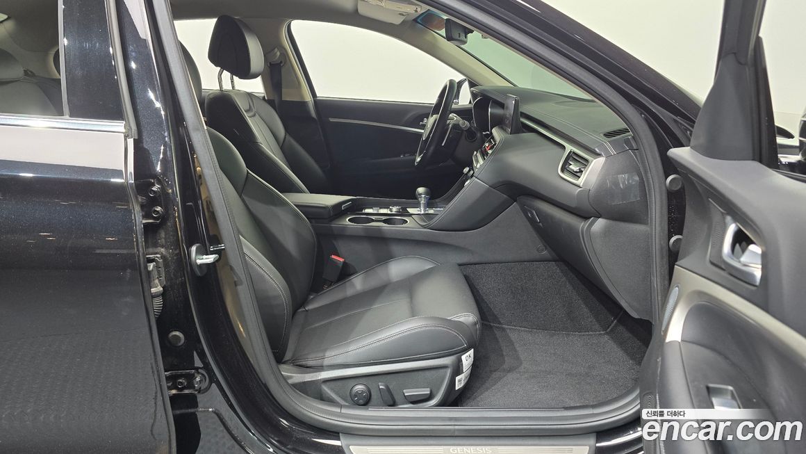 Genesis G70 2024