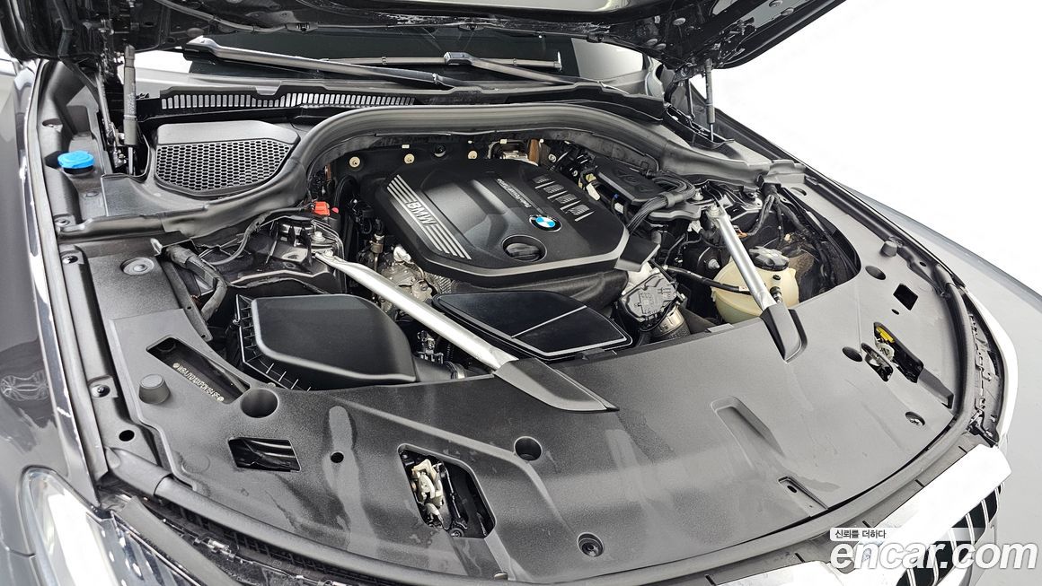 BMW Gran Turismo 2023