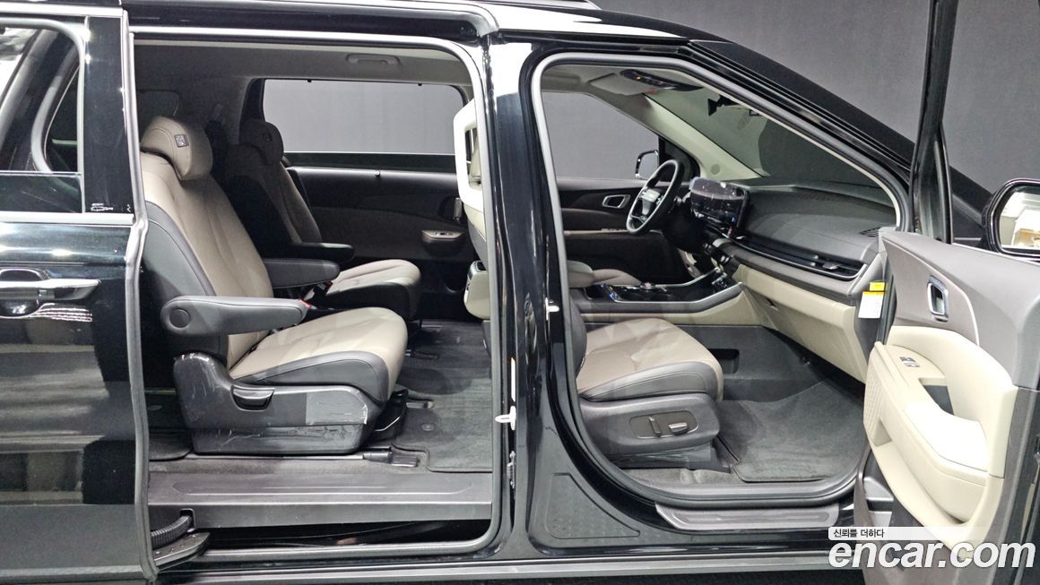 Kia Canival 2025