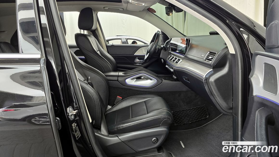 Mercedes-Benz GLE-Class 2021