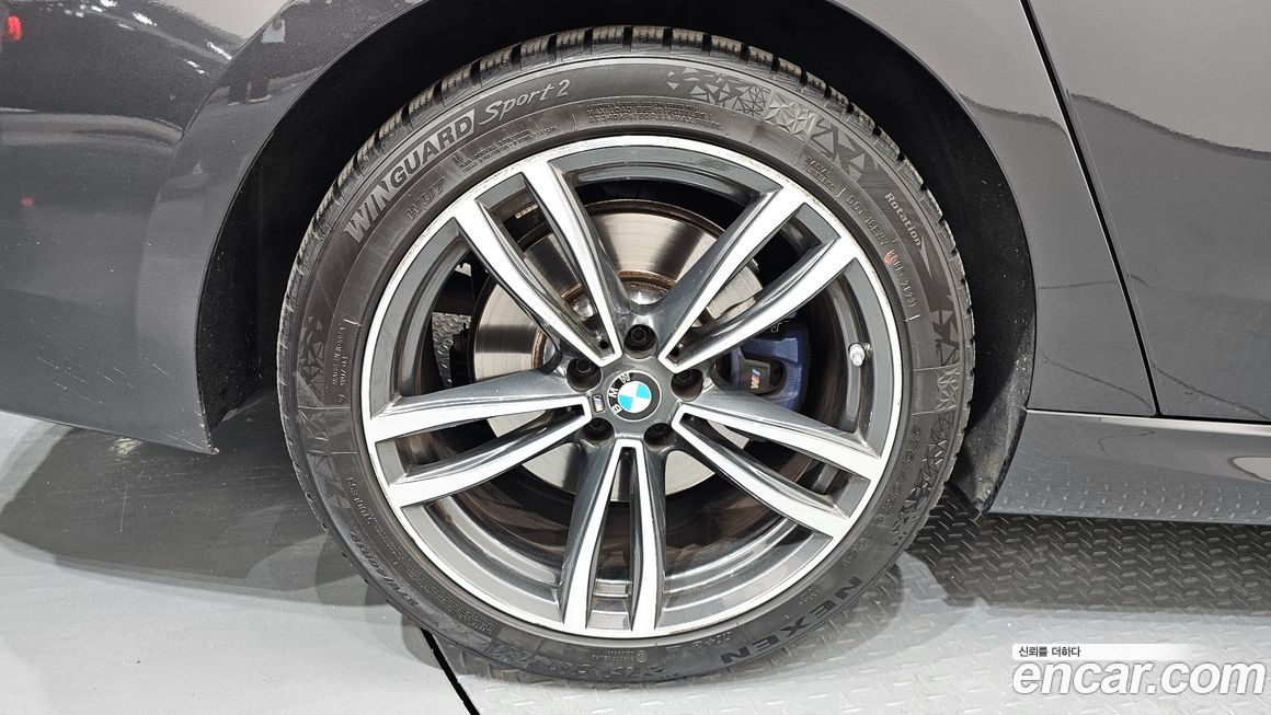 BMW Gran Turismo 2023