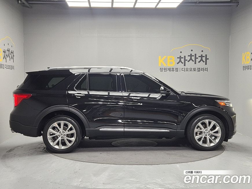 Ford Explorer 2022