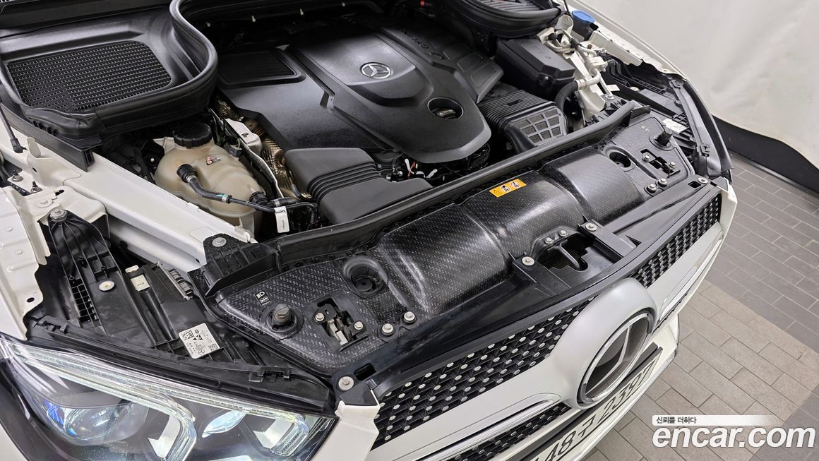 Mercedes-Benz GLE-Class 2021