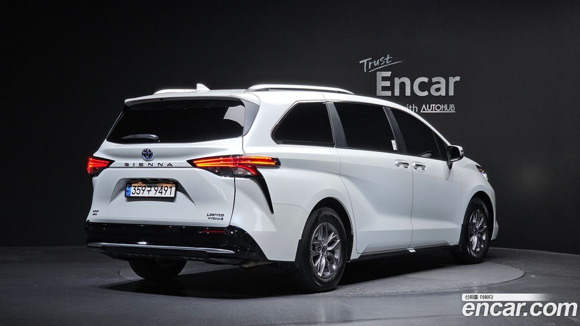 Toyota Sienna 2023